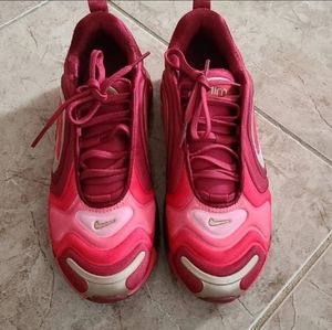 Nike airmax 720 red size 4.5y